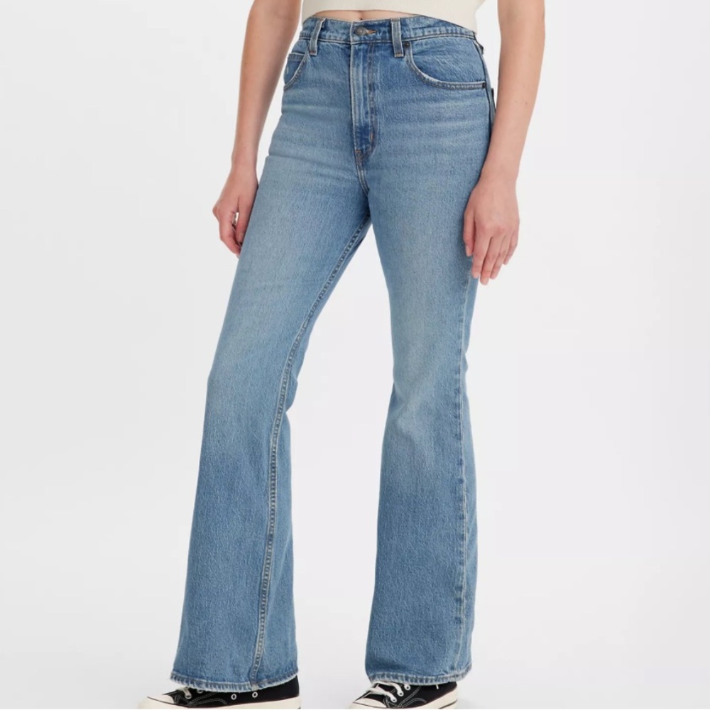 Levi’s 70s high flared jeans + skinny jeans